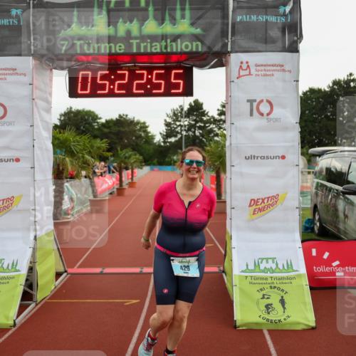 15.06.2025 - 7 Türme Triathlon Michael Strokosch http://msf.ph/oto/8016113 15.06.2025 15:22:55 Ziel 429 meine-sportfotos.de