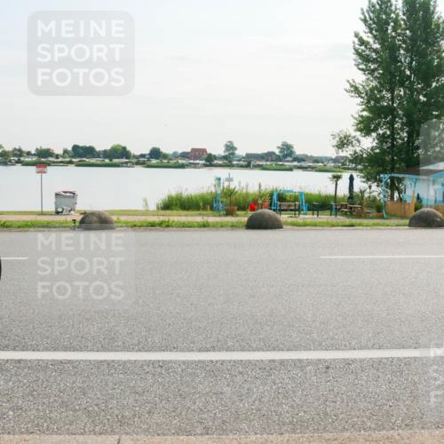 15.06.2025 - 27. Vierlanden-Triathlon H.Heesch http://msf.ph/oto/8016134 15.06.2025 09:12:42 Radfahren 86, 151, 159, 168, 181 meine-sportfotos.de