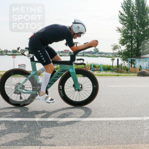 15.06.2025 - 27. Vierlanden-Triathlon H.Heesch http://msf.ph/oto/8016139 15.06.2025 09:12:42 Radfahren 86, 151, 159, 168, 181 meine-sportfotos.de