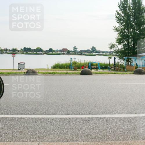 15.06.2025 - 27. Vierlanden-Triathlon H.Heesch http://msf.ph/oto/8016141 15.06.2025 09:12:45 Radfahren 86, 168, 181 meine-sportfotos.de