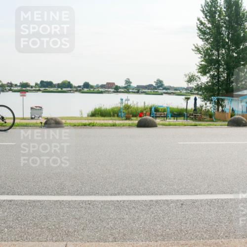 15.06.2025 - 27. Vierlanden-Triathlon H.Heesch http://msf.ph/oto/8016201 15.06.2025 09:13:14 Radfahren 14, 234, 248 meine-sportfotos.de