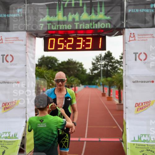 15.06.2025 - 7 Türme Triathlon Michael Strokosch http://msf.ph/oto/8016218 15.06.2025 15:23:31 Ziel 252 meine-sportfotos.de