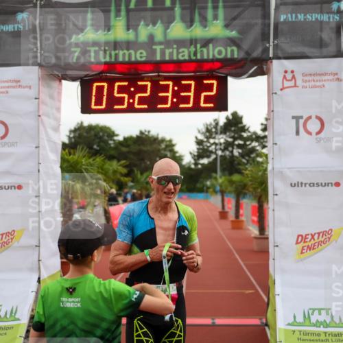 15.06.2025 - 7 Türme Triathlon Michael Strokosch http://msf.ph/oto/8016231 15.06.2025 15:23:31 Ziel 252 meine-sportfotos.de