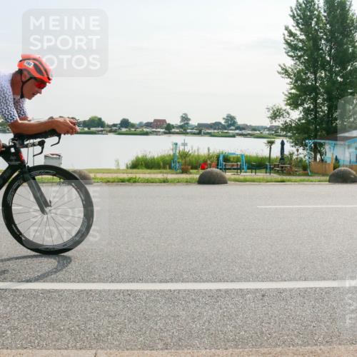 15.06.2025 - 27. Vierlanden-Triathlon H.Heesch http://msf.ph/oto/8016281 15.06.2025 09:13:44 Radfahren 36, 182 meine-sportfotos.de