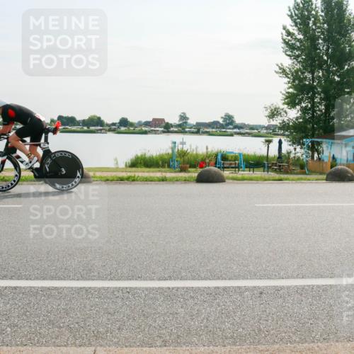 15.06.2025 - 27. Vierlanden-Triathlon H.Heesch http://msf.ph/oto/8016289 15.06.2025 09:13:47 Radfahren 60, 182 meine-sportfotos.de