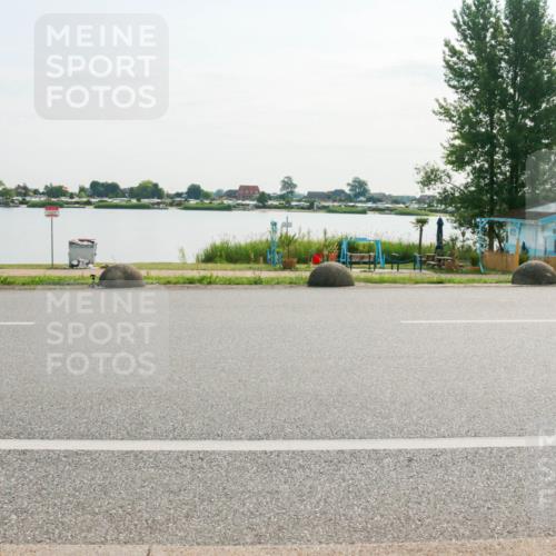 15.06.2025 - 27. Vierlanden-Triathlon H.Heesch http://msf.ph/oto/8016300 15.06.2025 09:13:55 Radfahren 78 meine-sportfotos.de
