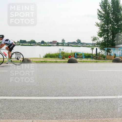 15.06.2025 - 27. Vierlanden-Triathlon H.Heesch http://msf.ph/oto/8016357 15.06.2025 09:14:29 Radfahren 51, 209 meine-sportfotos.de