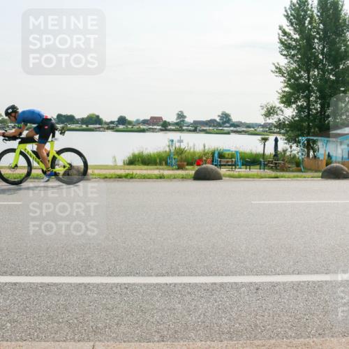 15.06.2025 - 27. Vierlanden-Triathlon H.Heesch http://msf.ph/oto/8016368 15.06.2025 09:14:33 Radfahren 15, 209 meine-sportfotos.de