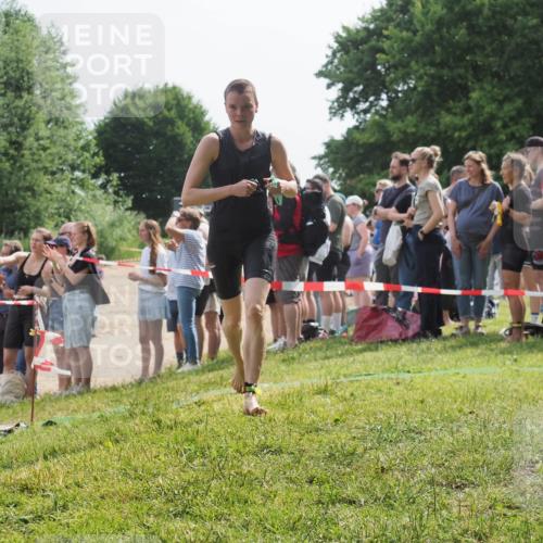 15.06.2025 - 27. Vierlanden-Triathlon KatJ http://msf.ph/oto/8016399 15.06.2025 10:15:56 Schwimmen 483, 505, 547, 577, 590, 606, 612, 630 meine-sportfotos.de