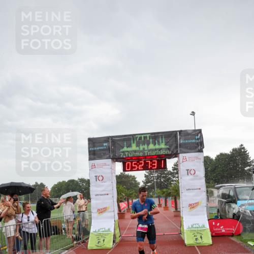 15.06.2025 - 7 Türme Triathlon Michael Strokosch http://msf.ph/oto/8016421 15.06.2025 15:27:31 Ziel 309 meine-sportfotos.de