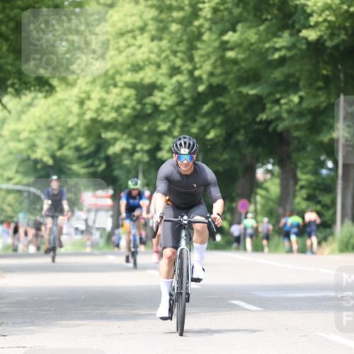 15.06.2025 - 7 Türme Triathlon Yannick Fuchs http://msf.ph/oto/8016438 15.06.2025 13:29:51 Radfahren 248, 302, 701, 818 meine-sportfotos.de