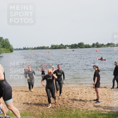 21.06.2025 - 27. Vierlanden-Triathlon MichiJ http://msf.ph/oto/8016439 15.06.2026 10:17:06 Schwimmen 471, 479, 510, 556, 567, 602, 610 meine-sportfotos.de