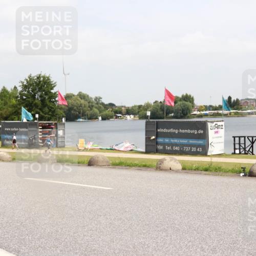 21.06.2025 - 27. Vierlanden-Triathlon H.Heesch http://msf.ph/oto/8016481 15.06.2025 12:04:46 Radfahren 822, 826, 913 meine-sportfotos.de