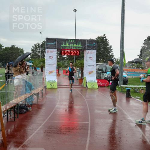15.06.2025 - 7 Türme Triathlon Michael Strokosch http://msf.ph/oto/8016527 15.06.2025 15:29:28 Ziel 278 meine-sportfotos.de