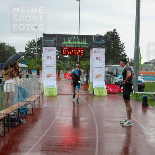 15.06.2025 - 7 Türme Triathlon Michael Strokosch http://msf.ph/oto/8016541 15.06.2025 15:29:29 Ziel 278 meine-sportfotos.de