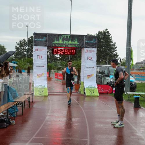 15.06.2025 - 7 Türme Triathlon Michael Strokosch http://msf.ph/oto/8016557 15.06.2025 15:29:29 Ziel 278 meine-sportfotos.de