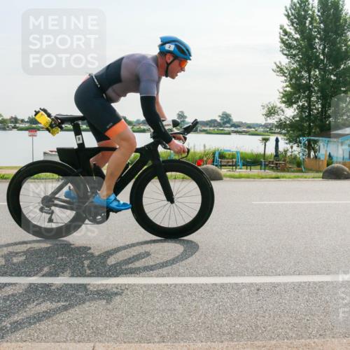 15.06.2025 - 27. Vierlanden-Triathlon H.Heesch http://msf.ph/oto/8016574 15.06.2025 09:15:41 Radfahren 2, 35, 165 meine-sportfotos.de