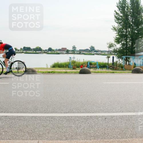 15.06.2025 - 27. Vierlanden-Triathlon H.Heesch http://msf.ph/oto/8016655 15.06.2025 09:16:24 Radfahren 205 meine-sportfotos.de