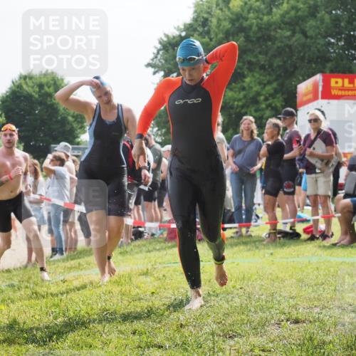 15.06.2025 - 27. Vierlanden-Triathlon KatJ http://msf.ph/oto/8016658 15.06.2025 10:16:03 Schwimmen 445, 505, 547, 606, 612 meine-sportfotos.de