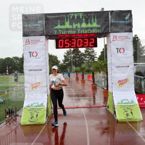 15.06.2025 - 7 Türme Triathlon Michael Strokosch http://msf.ph/oto/8016667 15.06.2025 15:30:32 Ziel 636 meine-sportfotos.de