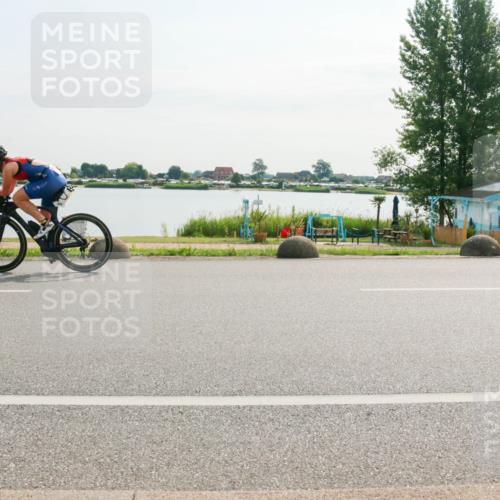 15.06.2025 - 27. Vierlanden-Triathlon H.Heesch http://msf.ph/oto/8016680 15.06.2025 09:16:41 Radfahren 20, 39, 226 meine-sportfotos.de