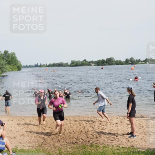 21.06.2025 - 27. Vierlanden-Triathlon MichiJ http://msf.ph/oto/8016707 15.06.2026 10:17:16 Schwimmen 479, 510, 529, 556, 575, 581, 584 meine-sportfotos.de