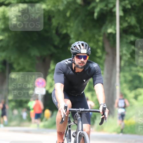15.06.2025 - 7 Türme Triathlon Yannick Fuchs http://msf.ph/oto/8016746 15.06.2025 13:30:02 Radfahren 606, 1149 meine-sportfotos.de