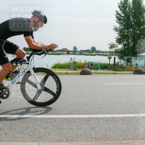 15.06.2025 - 27. Vierlanden-Triathlon H.Heesch http://msf.ph/oto/8016748 15.06.2025 09:58:45 Radfahren 116 meine-sportfotos.de