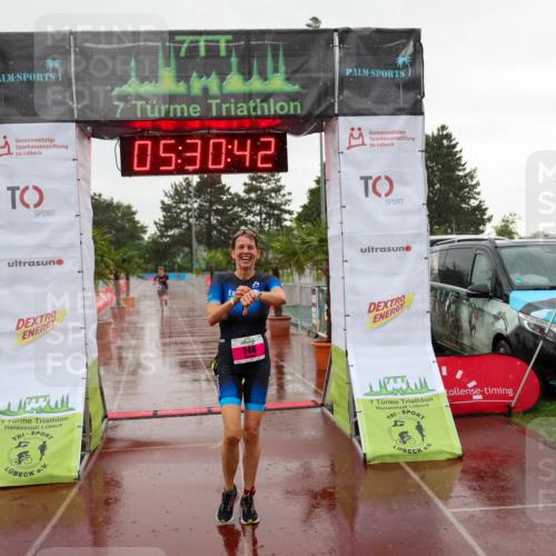 15.06.2025 - 7 Türme Triathlon Michael Strokosch http://msf.ph/oto/8016775 15.06.2025 15:30:41 Ziel 248, 331 meine-sportfotos.de