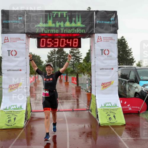15.06.2025 - 7 Türme Triathlon Michael Strokosch http://msf.ph/oto/8016865 15.06.2025 15:30:48 Ziel 248 meine-sportfotos.de