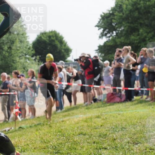 15.06.2025 - 27. Vierlanden-Triathlon KatJ http://msf.ph/oto/8016876 15.06.2025 10:16:22 Schwimmen 477, 489, 494, 523, 526, 611 meine-sportfotos.de