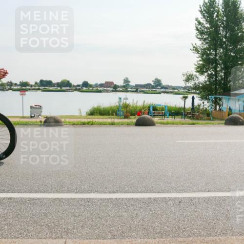 15.06.2025 - 27. Vierlanden-Triathlon H.Heesch http://msf.ph/oto/8016919 15.06.2025 09:17:25 Radfahren 129, 176 meine-sportfotos.de