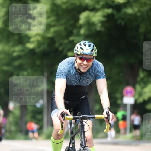 15.06.2025 - 7 Türme Triathlon Yannick Fuchs http://msf.ph/oto/8016933 15.06.2025 13:30:17 Radfahren 663, 872, 1019, 1064, 1070 meine-sportfotos.de