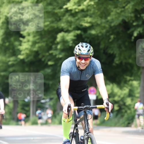 15.06.2025 - 7 Türme Triathlon Yannick Fuchs http://msf.ph/oto/8016934 15.06.2025 13:30:18 Radfahren 663, 681, 872, 1019, 1064, 1070 meine-sportfotos.de