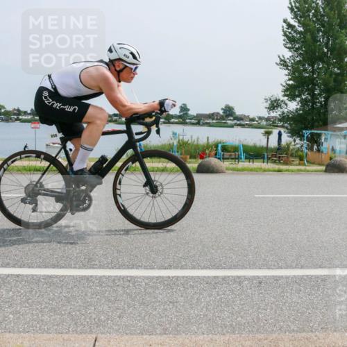 21.06.2025 - 27. Vierlanden-Triathlon H.Heesch http://msf.ph/oto/8016950 15.06.2025 11:57:40 Radfahren 655, 792, 798, 804, 858, 954, 958 meine-sportfotos.de