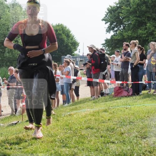 15.06.2025 - 27. Vierlanden-Triathlon KatJ http://msf.ph/oto/8016951 15.06.2025 10:16:27 Schwimmen 477, 487, 489, 491, 494, 499, 523, 526, 574, 611, 614, 634 meine-sportfotos.de