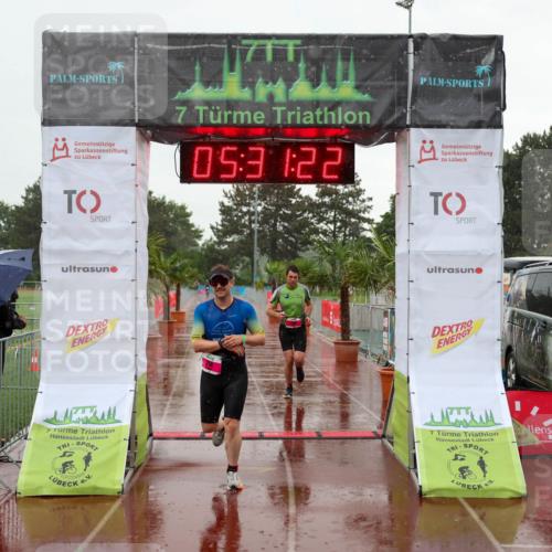 15.06.2025 - 7 Türme Triathlon Michael Strokosch http://msf.ph/oto/8016970 15.06.2025 15:31:22 Ziel 214, 234 meine-sportfotos.de