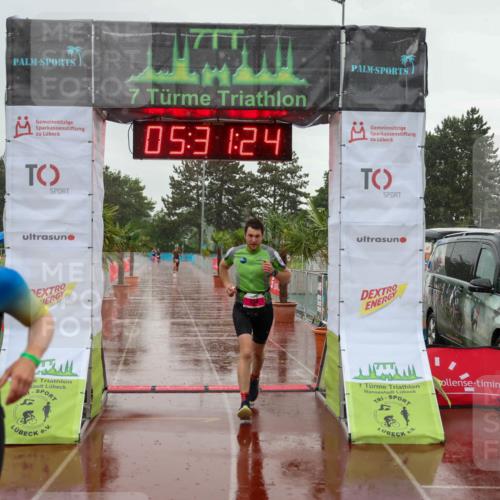 15.06.2025 - 7 Türme Triathlon Michael Strokosch http://msf.ph/oto/8017014 15.06.2025 15:31:24 Ziel 214, 234 meine-sportfotos.de