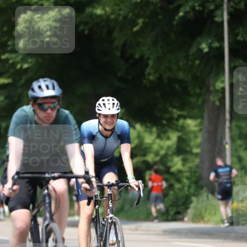 15.06.2025 - 7 Türme Triathlon Yannick Fuchs http://msf.ph/oto/8017055 15.06.2025 13:30:24 Radfahren 332, 462, 681, 1019, 1028, 1070 meine-sportfotos.de