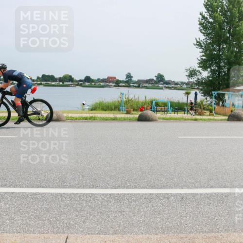 21.06.2025 - 27. Vierlanden-Triathlon H.Heesch http://msf.ph/oto/8017078 15.06.2025 11:58:00 Radfahren 248, 928, 952 meine-sportfotos.de