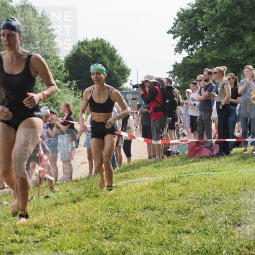 15.06.2025 - 27. Vierlanden-Triathlon KatJ http://msf.ph/oto/8017101 15.06.2025 10:16:34 Schwimmen 477, 487, 491, 494, 499, 526, 549, 574, 614, 634 meine-sportfotos.de