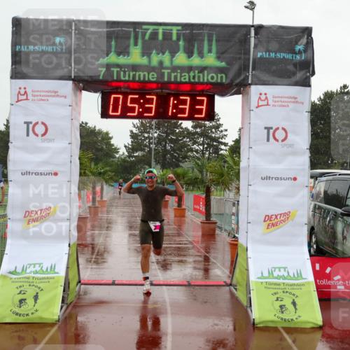 15.06.2025 - 7 Türme Triathlon Michael Strokosch http://msf.ph/oto/8017117 15.06.2025 15:31:32 Ziel 284 meine-sportfotos.de