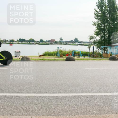 15.06.2025 - 27. Vierlanden-Triathlon H.Heesch http://msf.ph/oto/8017153 15.06.2025 09:18:02 Radfahren 9, 69, 86 meine-sportfotos.de