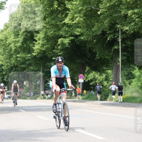 15.06.2025 - 7 Türme Triathlon Yannick Fuchs http://msf.ph/oto/8017187 15.06.2025 13:30:27 Radfahren 305, 332, 462, 681, 1019, 1028, 1070 meine-sportfotos.de