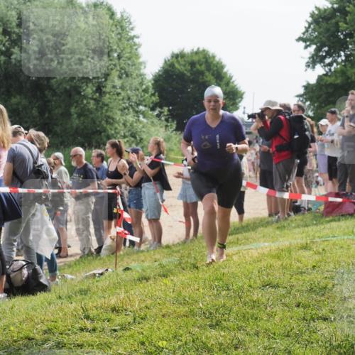 15.06.2025 - 27. Vierlanden-Triathlon KatJ http://msf.ph/oto/8017203 15.06.2025 10:16:36 Schwimmen 487, 491, 499, 526, 549, 574, 614, 634 meine-sportfotos.de