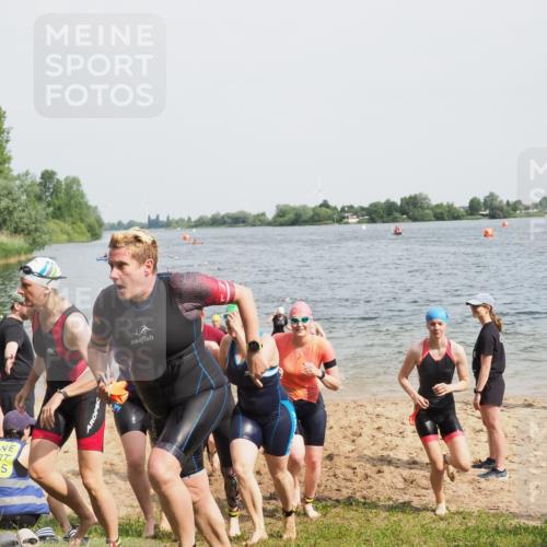 21.06.2025 - 27. Vierlanden-Triathlon MichiJ http://msf.ph/oto/8017232 15.06.2026 10:17:36 Schwimmen 485, 488, 492, 493, 519, 532, 537, 552, 557, 562, 572, 582, 588, 594, 626 meine-sportfotos.de