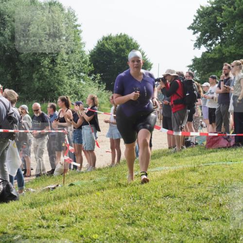 15.06.2025 - 27. Vierlanden-Triathlon KatJ http://msf.ph/oto/8017250 15.06.2025 10:16:37 Schwimmen 487, 491, 499, 526, 549, 574, 614, 634 meine-sportfotos.de