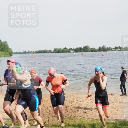 21.06.2025 - 27. Vierlanden-Triathlon MichiJ http://msf.ph/oto/8017271 15.06.2026 10:17:37 Schwimmen 485, 488, 492, 493, 519, 532, 537, 552, 557, 562, 572, 582, 588, 594, 626 meine-sportfotos.de