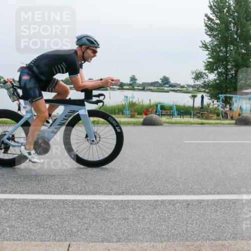15.06.2025 - 27. Vierlanden-Triathlon H.Heesch http://msf.ph/oto/8017303 15.06.2025 11:13:54 Radfahren 16, 71, 121, 207, 840, 859 meine-sportfotos.de