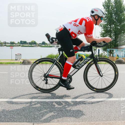 15.06.2025 - 27. Vierlanden-Triathlon H.Heesch http://msf.ph/oto/8017394 15.06.2025 10:02:01 Radfahren 148, 153, 262, 307, 342 meine-sportfotos.de